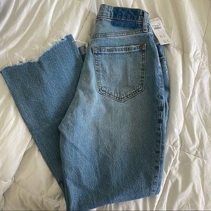 A&F CURVE LOVE KICK FLARE ULTRA HIGH RISE NWT